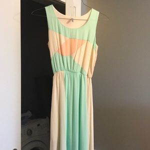 Multicolored maxi dress ✨